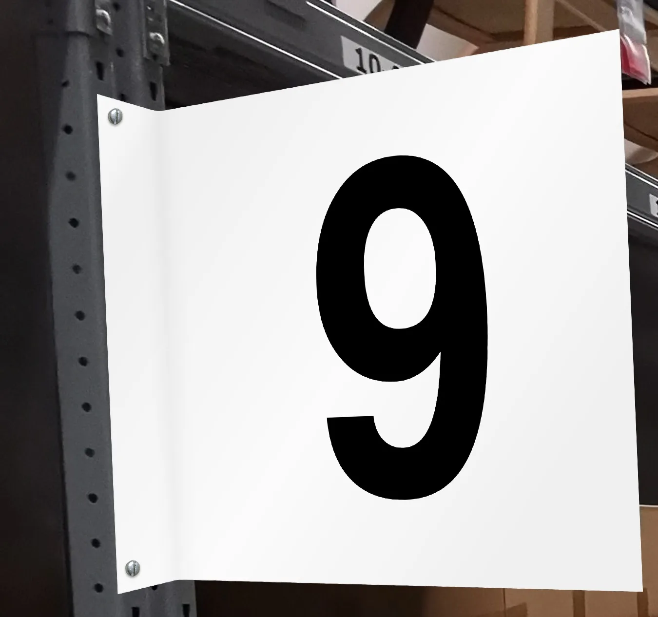 Semn de culoar proiectat numărul 9 fata verso