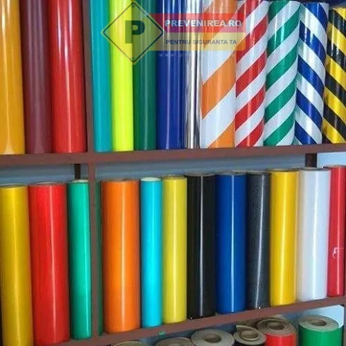 Bandă reflectorizantă albă profesională pentru medii comerciale și industriale