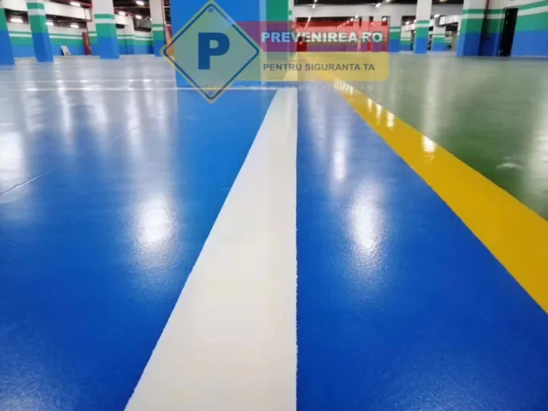 Pardoseli epoxidica personalizata